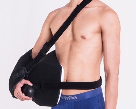 Shoulder Immobilizer with rest 2